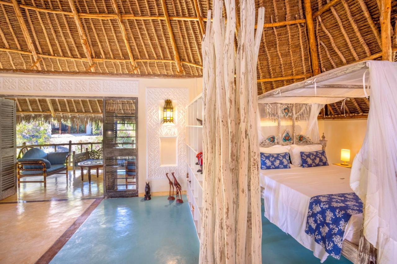 Aestus Villas Resort Diani Beach Exterior photo