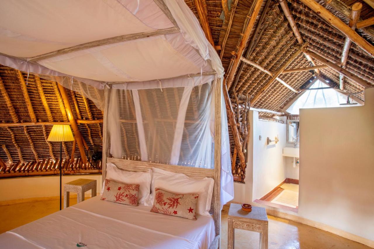 Aestus Villas Resort Diani Beach Exterior photo