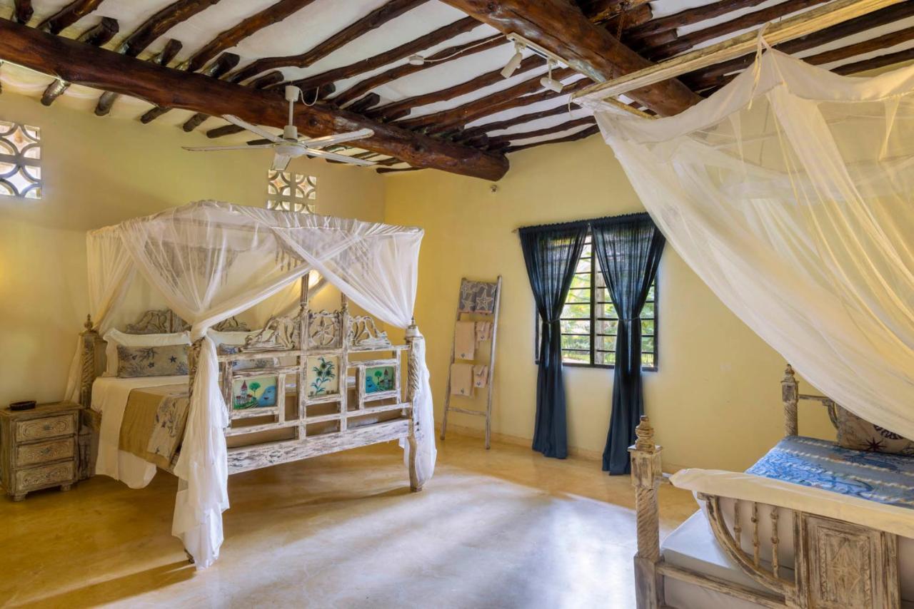 Aestus Villas Resort Diani Beach Exterior photo